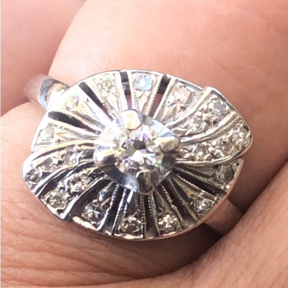 Retro 14K White Gold Diamond Vintage Ring